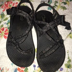 Chacos size 3 women’s size 5